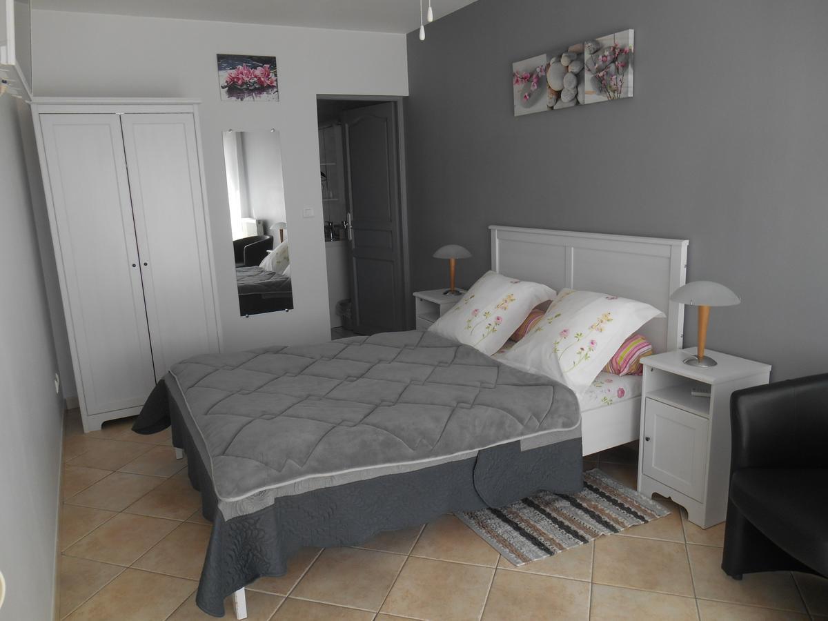 La Cozy Bed and Breakfast Cozes Eksteriør billede